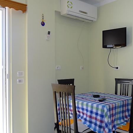 Modern Sea View Apartment Ksamil Exteriör bild